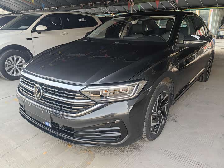 Фото 1 - Volkswagen Sagitar L