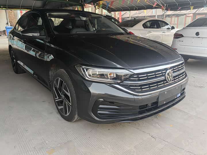 Фото 3 - Volkswagen Sagitar L