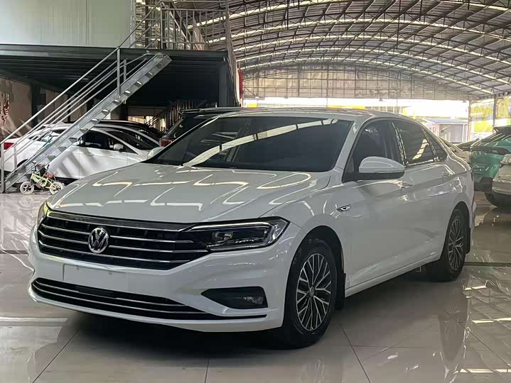 Фото 3 - Volkswagen Sagitar L