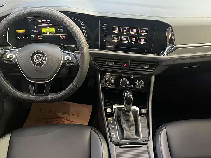 Фото 4 - Volkswagen Sagitar L