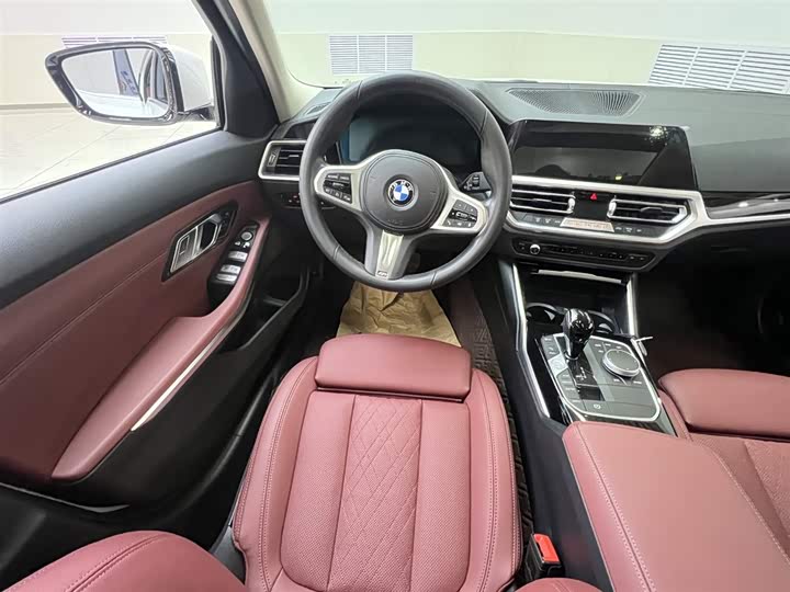 Фото 8 - BMW 3 Series