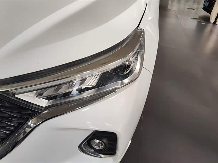 Фото 5 - Haval M6