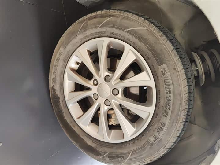 Фото 6 - Haval M6