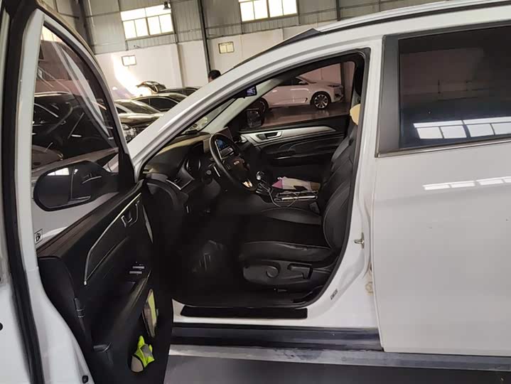 Фото 9 - Haval M6