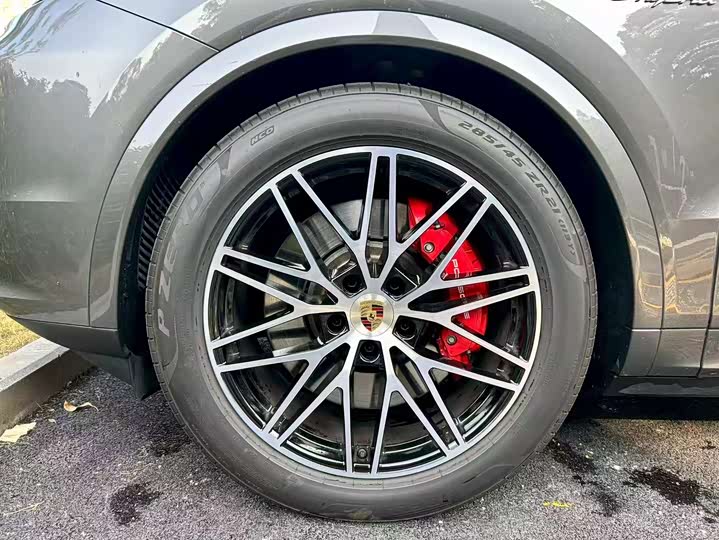 Фото 5 - Porsche Cayenne Hybrid