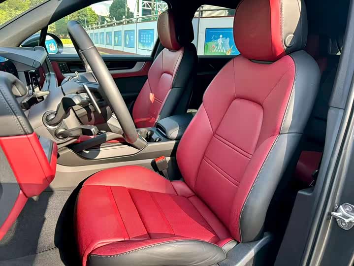 Фото 8 - Porsche Cayenne Hybrid