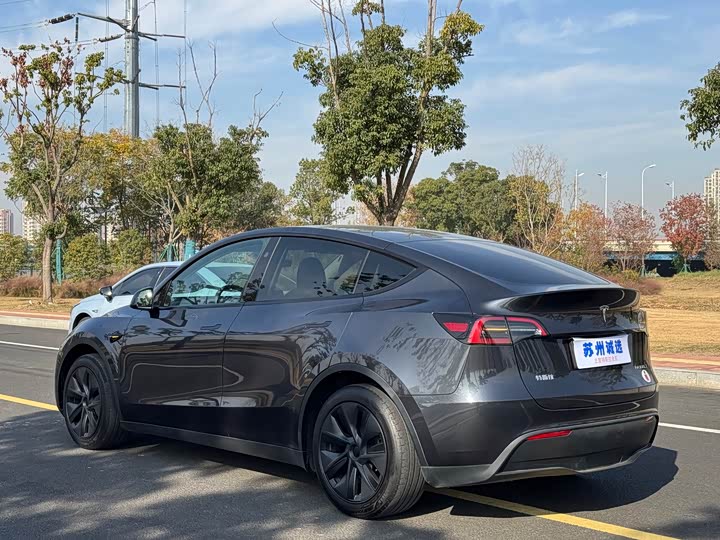 Фото 5 - Tesla Model Y