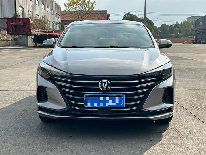 Фото 2 - Changan Eado Plus