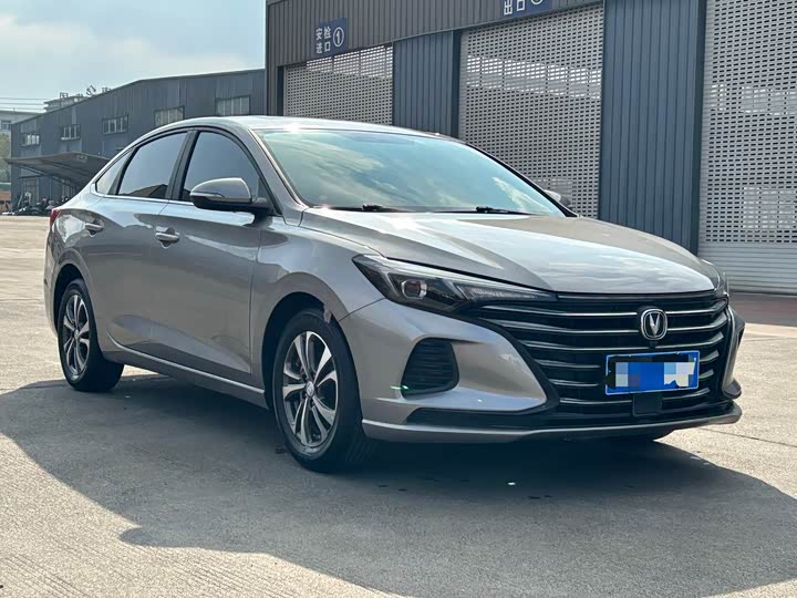 Фото 3 - Changan Eado Plus