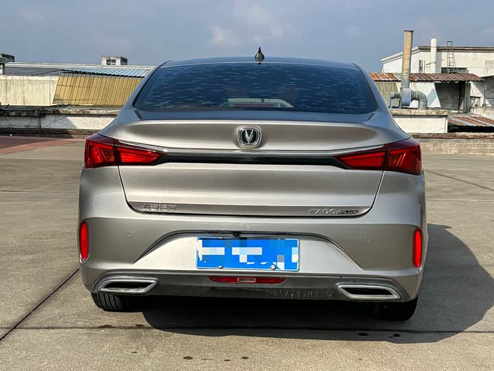 Фото 9 - Changan Eado Plus