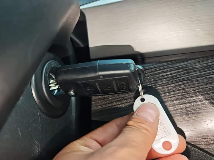 Фото 9 - Dongfeng Forthing T5