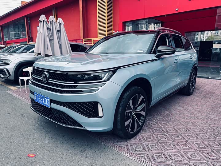 Фото 1 - Volkswagen Tavendor