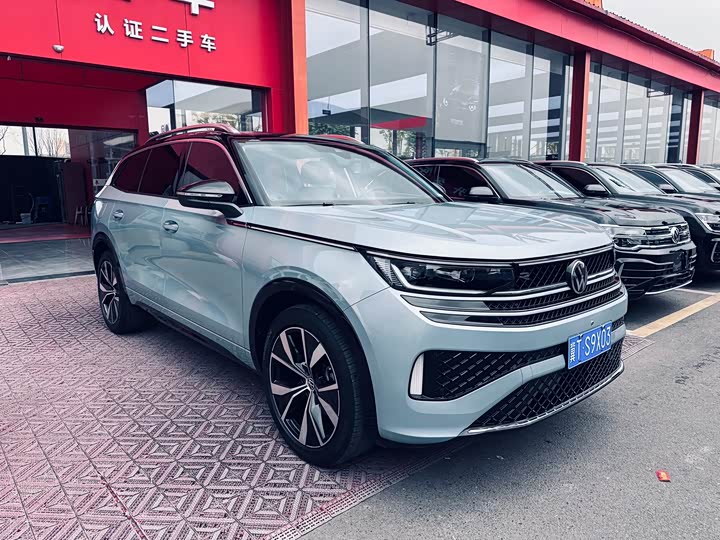 Фото 3 - Volkswagen Tavendor