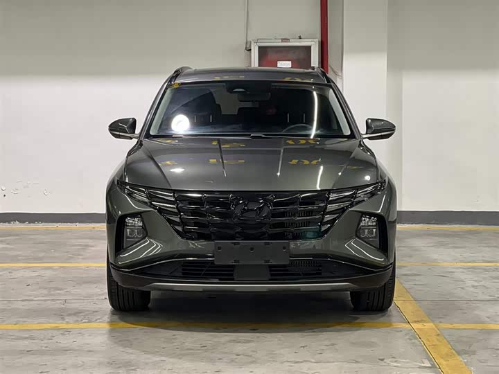 Фото 2 - Hyundai Tucson L