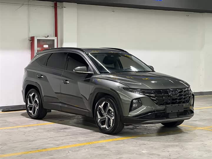 Фото 3 - Hyundai Tucson L