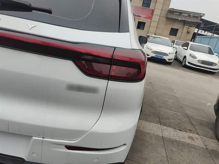 Фото 8 - Chery Tiggo 8