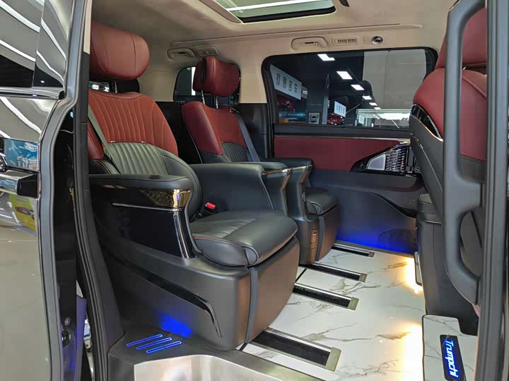 Фото 7 - GAC Trumpchi E9