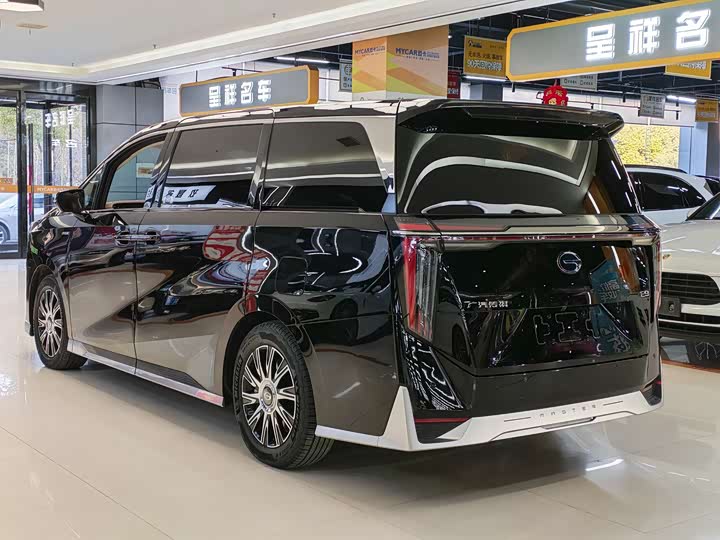 Фото 8 - GAC Trumpchi E9