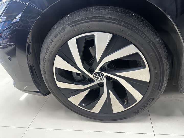 Фото 5 - Volkswagen Passat