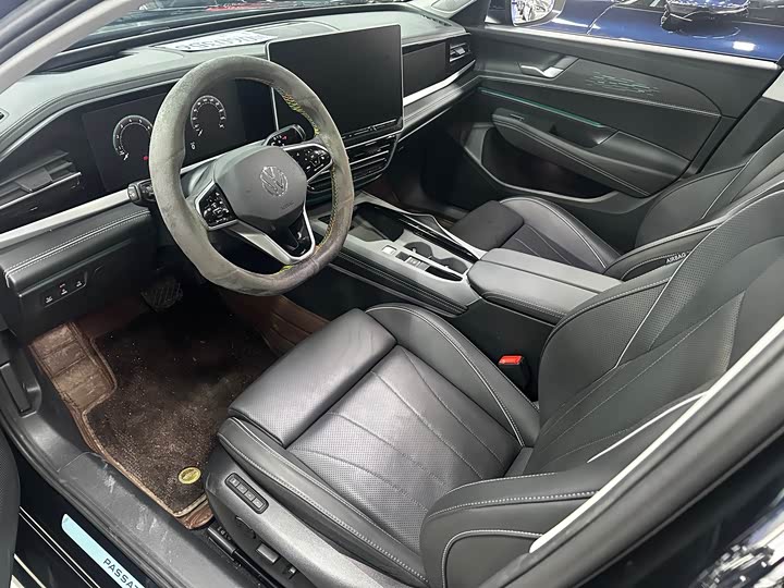 Фото 8 - Volkswagen Passat