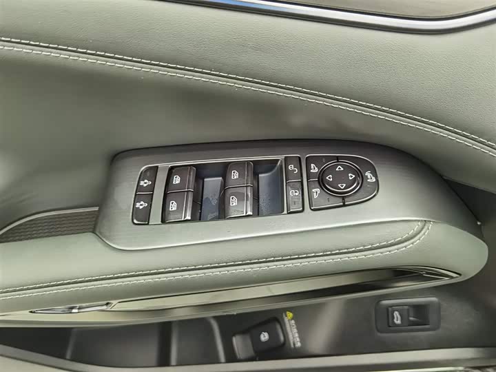 Фото 9 - BYD Song L