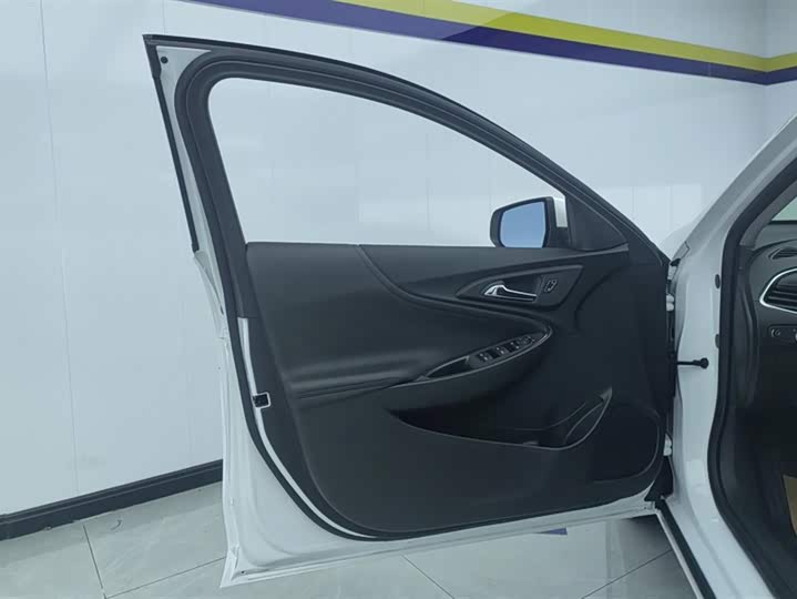 Фото 7 - Chevrolet Malibu XL