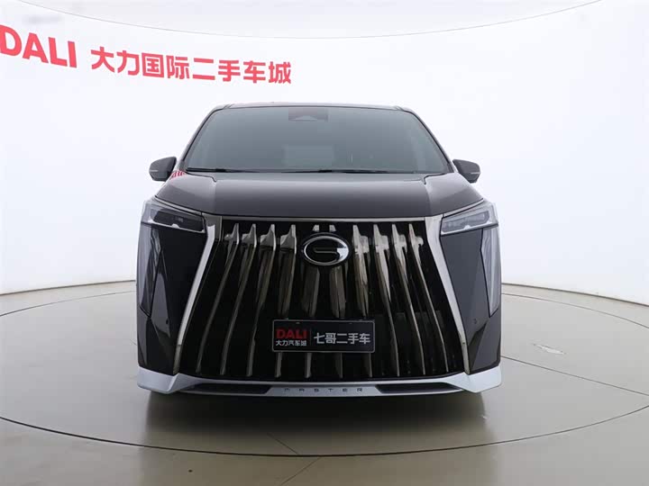 Фото 2 - GAC Trumpchi M8