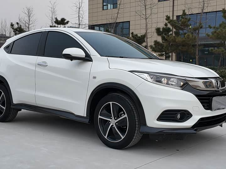 Фото 3 - Honda Vezel