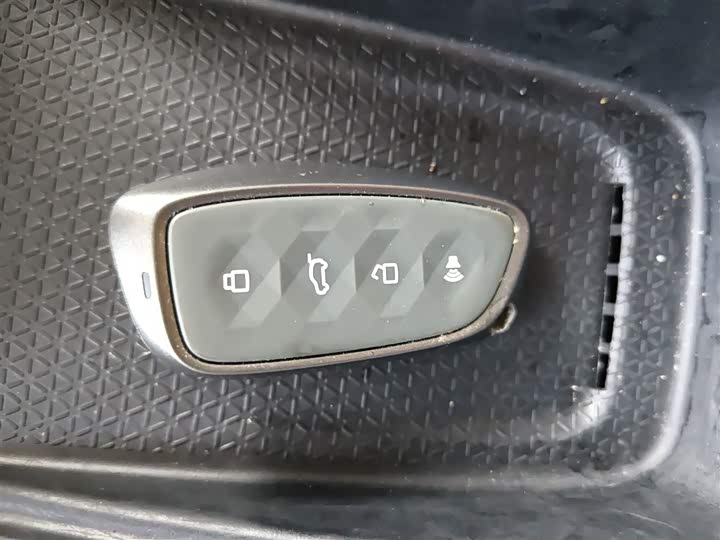 Фото 9 - Haval H6