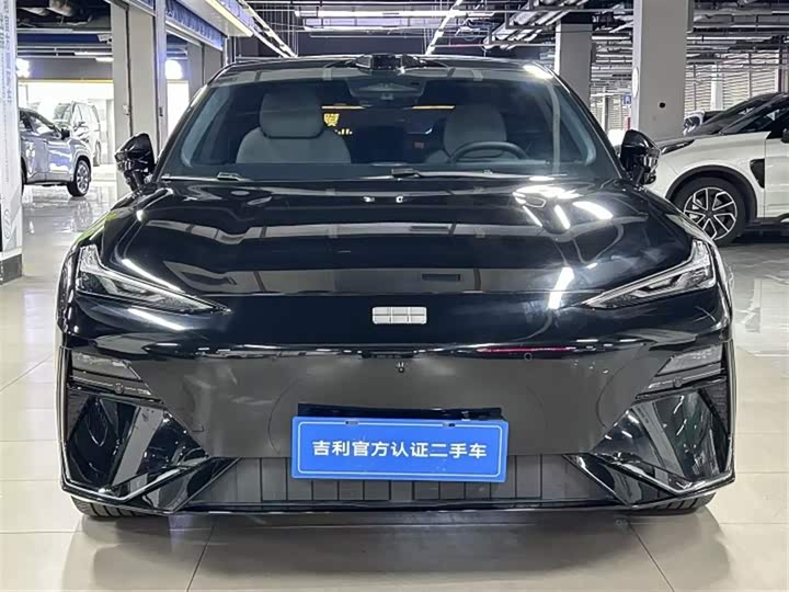 Фото 2 - Geely Galaxy E8