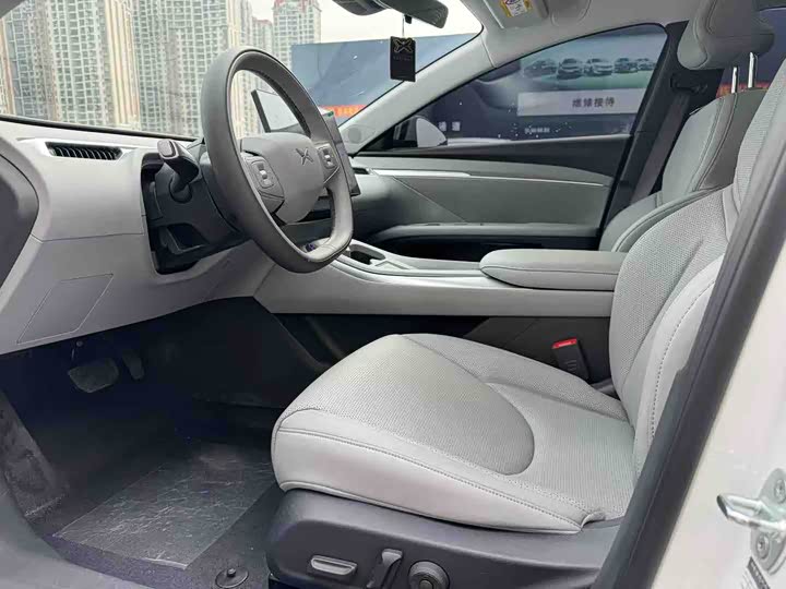 Фото 4 - XPeng Mona M03