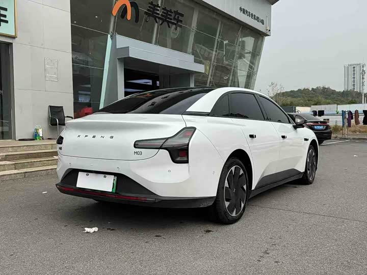 Фото 9 - XPeng Mona M03