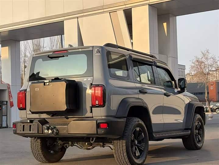 Фото 4 - Tank 300