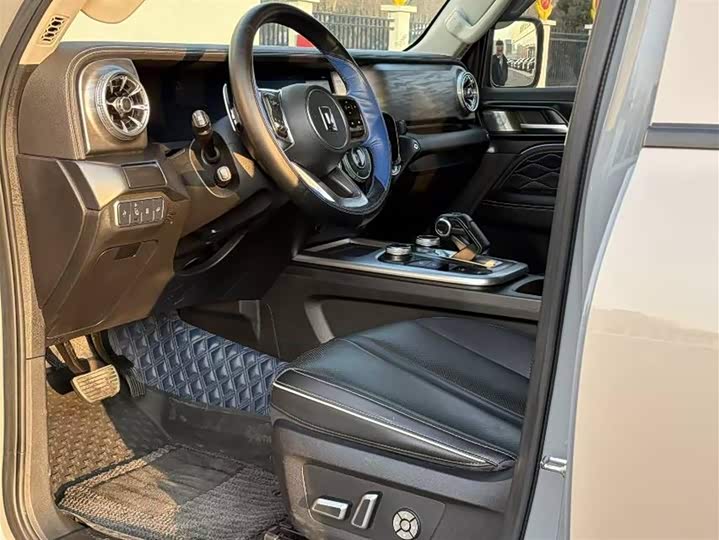 Фото 8 - Tank 300