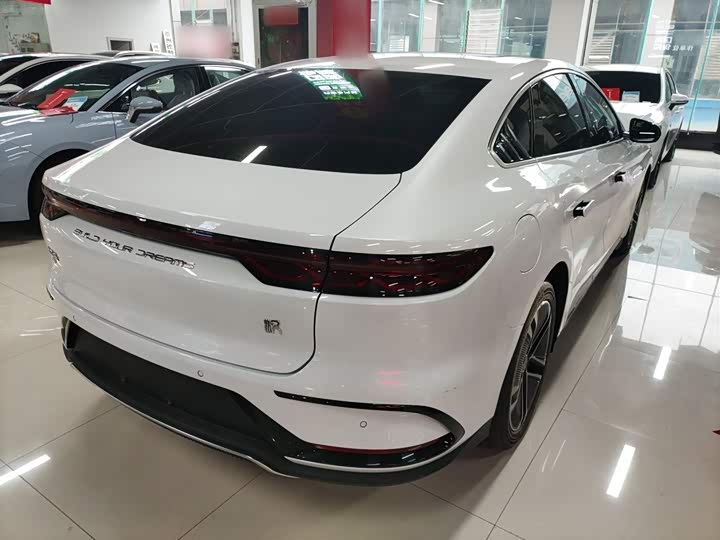 Фото 7 - BYD Han