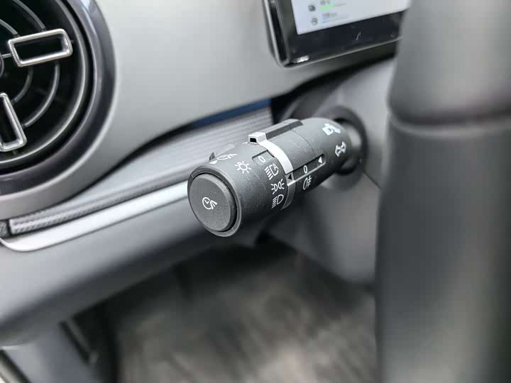 Фото 9 - BYD Sea Lion 05 DM-i Hybrid