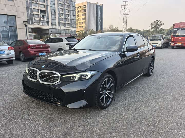 Фото 1 - BMW 3 Series