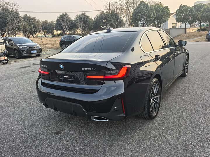 Фото 5 - BMW 3 Series