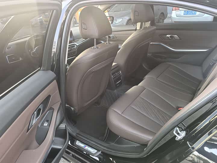 Фото 7 - BMW 3 Series