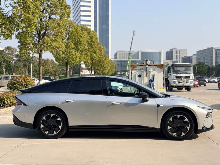 Фото 4 - XPeng F57