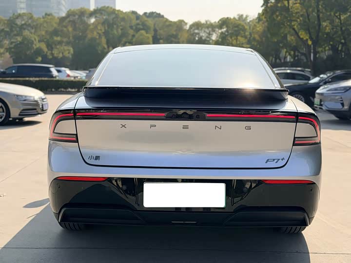 Фото 6 - XPeng F57