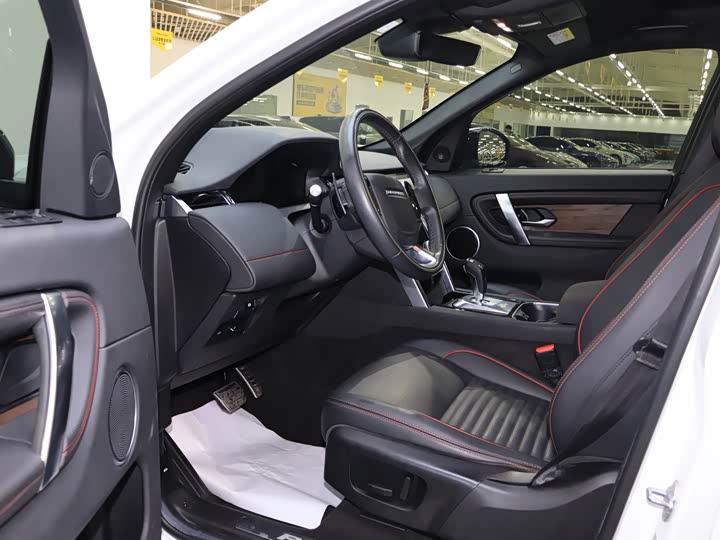 Фото 8 - Land Rover Discovery Sport