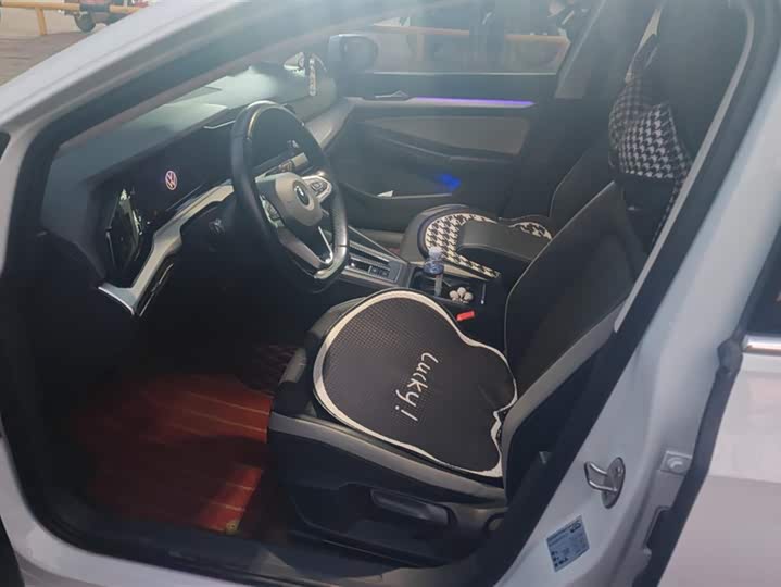 Фото 9 - Volkswagen Golf