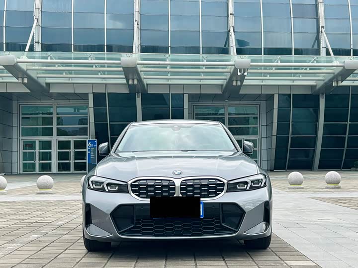 Фото 2 - BMW 3 Series