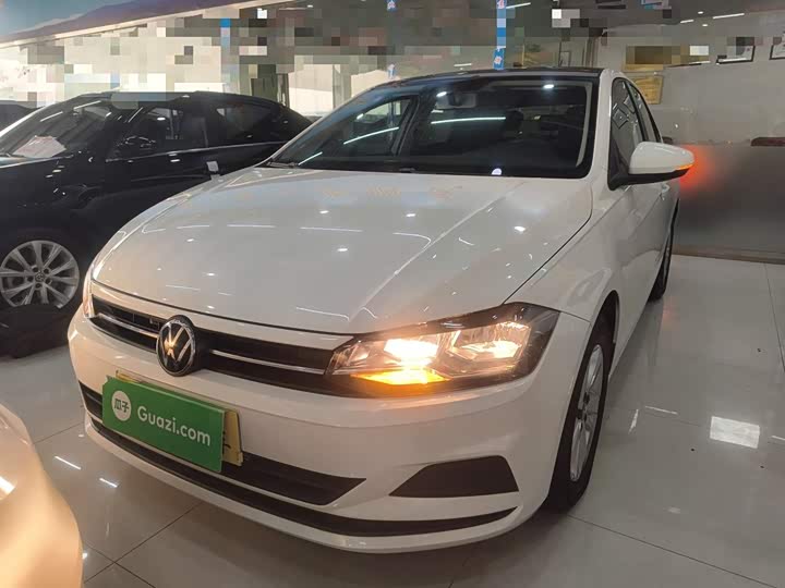Фото 3 - Volkswagen Polo