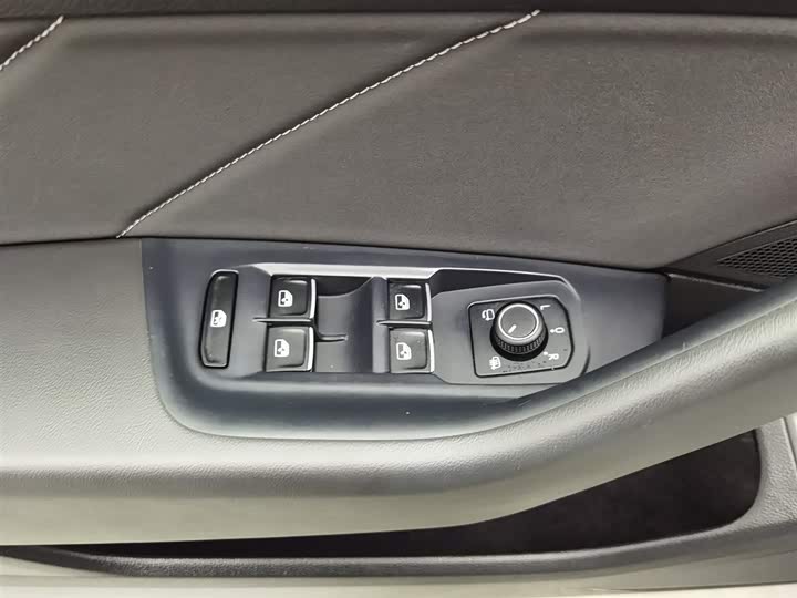 Фото 9 - Volkswagen CC