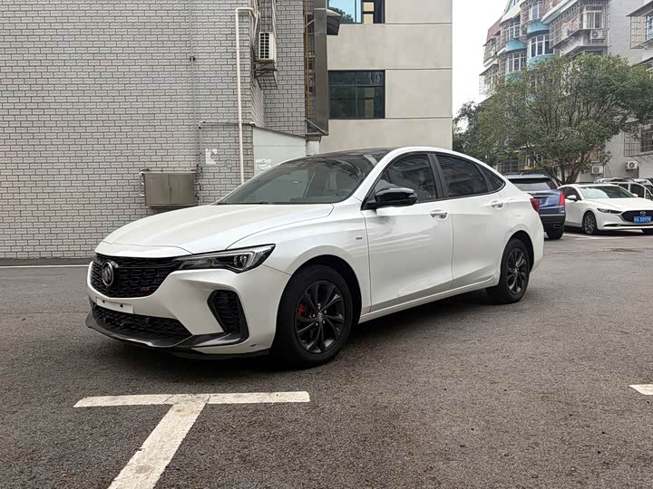 Фото 1 - Buick Verano