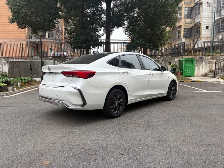 Фото 7 - Buick Verano