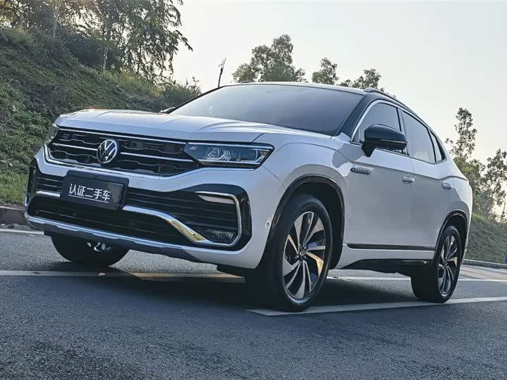 Фото 1 - Volkswagen Tayron X