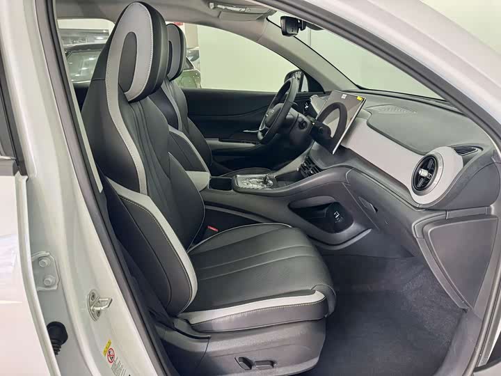 Фото 7 - BYD Sea Lion 05 DM-i Hybrid